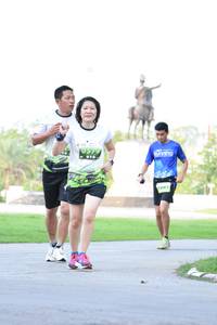 BIB: 579
                            <button type="button" onclick="openModal(3578496)" class="btn btn-primary btn-sm float-right btn-popup" data-toggle="modal" data-target=".modal-high-quality">
                        <i class="fas fa-shopping-cart"></i> Add to Cart
                    </button>
                                            <button type="button" onclick="isThisMe(3578496, true)" class="btn btn-success btn-sm float-right btn-popup btn-isme hidden" data-toggle="tooltip" data-placement="bottom" title="นี่คือรูปของคุณใช่ไหม คลิกที่นี่เพื่อเอาเข้าอัลบั้ม">
                        <i class="fas fa-plus"></i> Add to album
                    </button>
                    <button type="button" onclick="isThisMe(3578496, false)" class="btn btn-warning btn-sm float-right btn-popup btn-isnotme hidden">
                        <i class="fas fa-ban"></i> Remove from album
                    </button>