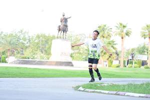 BIB: 882
                            <button type="button" onclick="openModal(3577388)" class="btn btn-primary btn-sm float-right btn-popup" data-toggle="modal" data-target=".modal-high-quality">
                        <i class="fas fa-shopping-cart"></i> Add to Cart
                    </button>
                                            <button type="button" onclick="isThisMe(3577388, true)" class="btn btn-success btn-sm float-right btn-popup btn-isme hidden" data-toggle="tooltip" data-placement="bottom" title="นี่คือรูปของคุณใช่ไหม คลิกที่นี่เพื่อเอาเข้าอัลบั้ม">
                        <i class="fas fa-plus"></i> Add to album
                    </button>
                    <button type="button" onclick="isThisMe(3577388, false)" class="btn btn-warning btn-sm float-right btn-popup btn-isnotme hidden">
                        <i class="fas fa-ban"></i> Remove from album
                    </button>