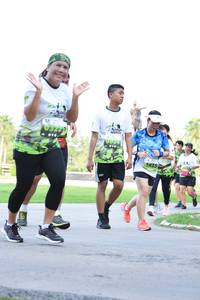 BIB: 1435
                            <button type="button" onclick="openModal(3579189)" class="btn btn-primary btn-sm float-right btn-popup" data-toggle="modal" data-target=".modal-high-quality">
                        <i class="fas fa-shopping-cart"></i> Add to Cart
                    </button>
                                            <button type="button" onclick="isThisMe(3579189, true)" class="btn btn-success btn-sm float-right btn-popup btn-isme hidden" data-toggle="tooltip" data-placement="bottom" title="นี่คือรูปของคุณใช่ไหม คลิกที่นี่เพื่อเอาเข้าอัลบั้ม">
                        <i class="fas fa-plus"></i> Add to album
                    </button>
                    <button type="button" onclick="isThisMe(3579189, false)" class="btn btn-warning btn-sm float-right btn-popup btn-isnotme hidden">
                        <i class="fas fa-ban"></i> Remove from album
                    </button>