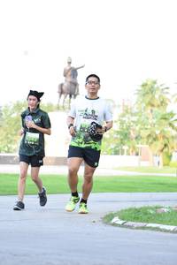 BIB: 
                            <button type="button" onclick="openModal(3578276)" class="btn btn-primary btn-sm float-right btn-popup" data-toggle="modal" data-target=".modal-high-quality">
                        <i class="fas fa-shopping-cart"></i> Add to Cart
                    </button>
                                            <button type="button" onclick="isThisMe(3578276, true)" class="btn btn-success btn-sm float-right btn-popup btn-isme hidden" data-toggle="tooltip" data-placement="bottom" title="นี่คือรูปของคุณใช่ไหม คลิกที่นี่เพื่อเอาเข้าอัลบั้ม">
                        <i class="fas fa-plus"></i> Add to album
                    </button>
                    <button type="button" onclick="isThisMe(3578276, false)" class="btn btn-warning btn-sm float-right btn-popup btn-isnotme hidden">
                        <i class="fas fa-ban"></i> Remove from album
                    </button>