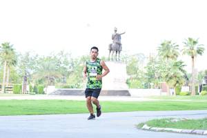 BIB: 2098
                            <button type="button" onclick="openModal(3570862)" class="btn btn-primary btn-sm float-right btn-popup" data-toggle="modal" data-target=".modal-high-quality">
                        <i class="fas fa-shopping-cart"></i> Add to Cart
                    </button>
                                            <button type="button" onclick="isThisMe(3570862, true)" class="btn btn-success btn-sm float-right btn-popup btn-isme hidden" data-toggle="tooltip" data-placement="bottom" title="นี่คือรูปของคุณใช่ไหม คลิกที่นี่เพื่อเอาเข้าอัลบั้ม">
                        <i class="fas fa-plus"></i> Add to album
                    </button>
                    <button type="button" onclick="isThisMe(3570862, false)" class="btn btn-warning btn-sm float-right btn-popup btn-isnotme hidden">
                        <i class="fas fa-ban"></i> Remove from album
                    </button>