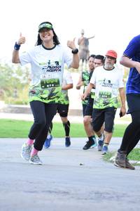 BIB: 1004
                            <button type="button" onclick="openModal(3578623)" class="btn btn-primary btn-sm float-right btn-popup" data-toggle="modal" data-target=".modal-high-quality">
                        <i class="fas fa-shopping-cart"></i> Add to Cart
                    </button>
                                            <button type="button" onclick="isThisMe(3578623, true)" class="btn btn-success btn-sm float-right btn-popup btn-isme hidden" data-toggle="tooltip" data-placement="bottom" title="นี่คือรูปของคุณใช่ไหม คลิกที่นี่เพื่อเอาเข้าอัลบั้ม">
                        <i class="fas fa-plus"></i> Add to album
                    </button>
                    <button type="button" onclick="isThisMe(3578623, false)" class="btn btn-warning btn-sm float-right btn-popup btn-isnotme hidden">
                        <i class="fas fa-ban"></i> Remove from album
                    </button>