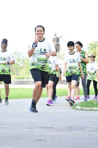 BIB: 803
                            <button type="button" onclick="openModal(3646118)" class="btn btn-primary btn-sm float-right btn-popup" data-toggle="modal" data-target=".modal-high-quality">
                        <i class="fas fa-shopping-cart"></i> Add to Cart
                    </button>
                                            <button type="button" onclick="isThisMe(3646118, true)" class="btn btn-success btn-sm float-right btn-popup btn-isme hidden" data-toggle="tooltip" data-placement="bottom" title="นี่คือรูปของคุณใช่ไหม คลิกที่นี่เพื่อเอาเข้าอัลบั้ม">
                        <i class="fas fa-plus"></i> Add to album
                    </button>
                    <button type="button" onclick="isThisMe(3646118, false)" class="btn btn-warning btn-sm float-right btn-popup btn-isnotme hidden">
                        <i class="fas fa-ban"></i> Remove from album
                    </button>