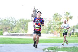 BIB: 2296
                            <button type="button" onclick="openModal(3570931)" class="btn btn-primary btn-sm float-right btn-popup" data-toggle="modal" data-target=".modal-high-quality">
                        <i class="fas fa-shopping-cart"></i> Add to Cart
                    </button>
                                            <button type="button" onclick="isThisMe(3570931, true)" class="btn btn-success btn-sm float-right btn-popup btn-isme hidden" data-toggle="tooltip" data-placement="bottom" title="นี่คือรูปของคุณใช่ไหม คลิกที่นี่เพื่อเอาเข้าอัลบั้ม">
                        <i class="fas fa-plus"></i> Add to album
                    </button>
                    <button type="button" onclick="isThisMe(3570931, false)" class="btn btn-warning btn-sm float-right btn-popup btn-isnotme hidden">
                        <i class="fas fa-ban"></i> Remove from album
                    </button>