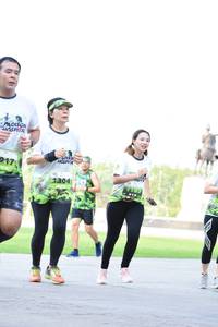 BIB: 917, 1304
                            <button type="button" onclick="openModal(3645790)" class="btn btn-primary btn-sm float-right btn-popup" data-toggle="modal" data-target=".modal-high-quality">
                        <i class="fas fa-shopping-cart"></i> Add to Cart
                    </button>
                                            <button type="button" onclick="isThisMe(3645790, true)" class="btn btn-success btn-sm float-right btn-popup btn-isme hidden" data-toggle="tooltip" data-placement="bottom" title="นี่คือรูปของคุณใช่ไหม คลิกที่นี่เพื่อเอาเข้าอัลบั้ม">
                        <i class="fas fa-plus"></i> Add to album
                    </button>
                    <button type="button" onclick="isThisMe(3645790, false)" class="btn btn-warning btn-sm float-right btn-popup btn-isnotme hidden">
                        <i class="fas fa-ban"></i> Remove from album
                    </button>