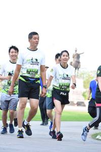 BIB: 148, 149
                            <button type="button" onclick="openModal(3645203)" class="btn btn-primary btn-sm float-right btn-popup" data-toggle="modal" data-target=".modal-high-quality">
                        <i class="fas fa-shopping-cart"></i> Add to Cart
                    </button>
                                            <button type="button" onclick="isThisMe(3645203, true)" class="btn btn-success btn-sm float-right btn-popup btn-isme hidden" data-toggle="tooltip" data-placement="bottom" title="นี่คือรูปของคุณใช่ไหม คลิกที่นี่เพื่อเอาเข้าอัลบั้ม">
                        <i class="fas fa-plus"></i> Add to album
                    </button>
                    <button type="button" onclick="isThisMe(3645203, false)" class="btn btn-warning btn-sm float-right btn-popup btn-isnotme hidden">
                        <i class="fas fa-ban"></i> Remove from album
                    </button>