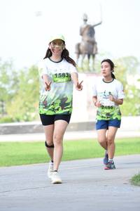 BIB: 1583, 2486
                            <button type="button" onclick="openModal(3653301)" class="btn btn-primary btn-sm float-right btn-popup" data-toggle="modal" data-target=".modal-high-quality">
                        <i class="fas fa-shopping-cart"></i> Add to Cart
                    </button>
                                            <button type="button" onclick="isThisMe(3653301, true)" class="btn btn-success btn-sm float-right btn-popup btn-isme hidden" data-toggle="tooltip" data-placement="bottom" title="นี่คือรูปของคุณใช่ไหม คลิกที่นี่เพื่อเอาเข้าอัลบั้ม">
                        <i class="fas fa-plus"></i> Add to album
                    </button>
                    <button type="button" onclick="isThisMe(3653301, false)" class="btn btn-warning btn-sm float-right btn-popup btn-isnotme hidden">
                        <i class="fas fa-ban"></i> Remove from album
                    </button>