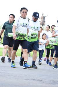 BIB: 
                            <button type="button" onclick="openModal(3646776)" class="btn btn-primary btn-sm float-right btn-popup" data-toggle="modal" data-target=".modal-high-quality">
                        <i class="fas fa-shopping-cart"></i> Add to Cart
                    </button>
                                            <button type="button" onclick="isThisMe(3646776, true)" class="btn btn-success btn-sm float-right btn-popup btn-isme hidden" data-toggle="tooltip" data-placement="bottom" title="นี่คือรูปของคุณใช่ไหม คลิกที่นี่เพื่อเอาเข้าอัลบั้ม">
                        <i class="fas fa-plus"></i> Add to album
                    </button>
                    <button type="button" onclick="isThisMe(3646776, false)" class="btn btn-warning btn-sm float-right btn-popup btn-isnotme hidden">
                        <i class="fas fa-ban"></i> Remove from album
                    </button>