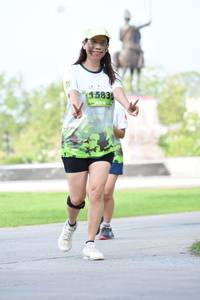 BIB: 1583
                            <button type="button" onclick="openModal(3653305)" class="btn btn-primary btn-sm float-right btn-popup" data-toggle="modal" data-target=".modal-high-quality">
                        <i class="fas fa-shopping-cart"></i> Add to Cart
                    </button>
                                            <button type="button" onclick="isThisMe(3653305, true)" class="btn btn-success btn-sm float-right btn-popup btn-isme hidden" data-toggle="tooltip" data-placement="bottom" title="นี่คือรูปของคุณใช่ไหม คลิกที่นี่เพื่อเอาเข้าอัลบั้ม">
                        <i class="fas fa-plus"></i> Add to album
                    </button>
                    <button type="button" onclick="isThisMe(3653305, false)" class="btn btn-warning btn-sm float-right btn-popup btn-isnotme hidden">
                        <i class="fas fa-ban"></i> Remove from album
                    </button>