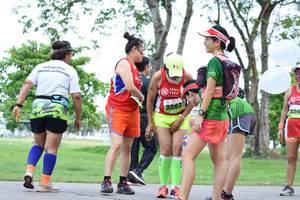 BIB: 226
                            <button type="button" onclick="openModal(3673849)" class="btn btn-primary btn-sm float-right btn-popup" data-toggle="modal" data-target=".modal-high-quality">
                        <i class="fas fa-shopping-cart"></i> Add to Cart
                    </button>
                                            <button type="button" onclick="isThisMe(3673849, true)" class="btn btn-success btn-sm float-right btn-popup btn-isme hidden" data-toggle="tooltip" data-placement="bottom" title="นี่คือรูปของคุณใช่ไหม คลิกที่นี่เพื่อเอาเข้าอัลบั้ม">
                        <i class="fas fa-plus"></i> Add to album
                    </button>
                    <button type="button" onclick="isThisMe(3673849, false)" class="btn btn-warning btn-sm float-right btn-popup btn-isnotme hidden">
                        <i class="fas fa-ban"></i> Remove from album
                    </button>