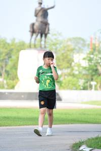 BIB: 
                            <button type="button" onclick="openModal(3666318)" class="btn btn-primary btn-sm float-right btn-popup" data-toggle="modal" data-target=".modal-high-quality">
                        <i class="fas fa-shopping-cart"></i> Add to Cart
                    </button>
                                            <button type="button" onclick="isThisMe(3666318, true)" class="btn btn-success btn-sm float-right btn-popup btn-isme hidden" data-toggle="tooltip" data-placement="bottom" title="นี่คือรูปของคุณใช่ไหม คลิกที่นี่เพื่อเอาเข้าอัลบั้ม">
                        <i class="fas fa-plus"></i> Add to album
                    </button>
                    <button type="button" onclick="isThisMe(3666318, false)" class="btn btn-warning btn-sm float-right btn-popup btn-isnotme hidden">
                        <i class="fas fa-ban"></i> Remove from album
                    </button>