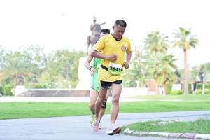 BIB: 2643
                            <button type="button" onclick="openModal(3570994)" class="btn btn-primary btn-sm float-right btn-popup" data-toggle="modal" data-target=".modal-high-quality">
                        <i class="fas fa-shopping-cart"></i> Add to Cart
                    </button>
                                            <button type="button" onclick="isThisMe(3570994, true)" class="btn btn-success btn-sm float-right btn-popup btn-isme hidden" data-toggle="tooltip" data-placement="bottom" title="นี่คือรูปของคุณใช่ไหม คลิกที่นี่เพื่อเอาเข้าอัลบั้ม">
                        <i class="fas fa-plus"></i> Add to album
                    </button>
                    <button type="button" onclick="isThisMe(3570994, false)" class="btn btn-warning btn-sm float-right btn-popup btn-isnotme hidden">
                        <i class="fas fa-ban"></i> Remove from album
                    </button>