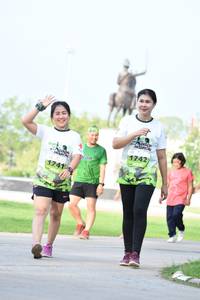 BIB: 1742
                            <button type="button" onclick="openModal(3666612)" class="btn btn-primary btn-sm float-right btn-popup" data-toggle="modal" data-target=".modal-high-quality">
                        <i class="fas fa-shopping-cart"></i> Add to Cart
                    </button>
                                            <button type="button" onclick="isThisMe(3666612, true)" class="btn btn-success btn-sm float-right btn-popup btn-isme hidden" data-toggle="tooltip" data-placement="bottom" title="นี่คือรูปของคุณใช่ไหม คลิกที่นี่เพื่อเอาเข้าอัลบั้ม">
                        <i class="fas fa-plus"></i> Add to album
                    </button>
                    <button type="button" onclick="isThisMe(3666612, false)" class="btn btn-warning btn-sm float-right btn-popup btn-isnotme hidden">
                        <i class="fas fa-ban"></i> Remove from album
                    </button>