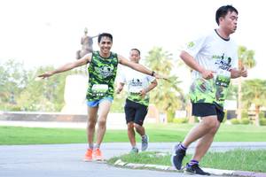 BIB: 2060
                            <button type="button" onclick="openModal(3577508)" class="btn btn-primary btn-sm float-right btn-popup" data-toggle="modal" data-target=".modal-high-quality">
                        <i class="fas fa-shopping-cart"></i> Add to Cart
                    </button>
                                            <button type="button" onclick="isThisMe(3577508, true)" class="btn btn-success btn-sm float-right btn-popup btn-isme hidden" data-toggle="tooltip" data-placement="bottom" title="นี่คือรูปของคุณใช่ไหม คลิกที่นี่เพื่อเอาเข้าอัลบั้ม">
                        <i class="fas fa-plus"></i> Add to album
                    </button>
                    <button type="button" onclick="isThisMe(3577508, false)" class="btn btn-warning btn-sm float-right btn-popup btn-isnotme hidden">
                        <i class="fas fa-ban"></i> Remove from album
                    </button>