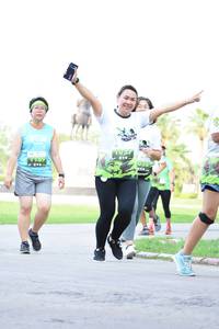 BIB: 1057
                            <button type="button" onclick="openModal(3645926)" class="btn btn-primary btn-sm float-right btn-popup" data-toggle="modal" data-target=".modal-high-quality">
                        <i class="fas fa-shopping-cart"></i> Add to Cart
                    </button>
                                            <button type="button" onclick="isThisMe(3645926, true)" class="btn btn-success btn-sm float-right btn-popup btn-isme hidden" data-toggle="tooltip" data-placement="bottom" title="นี่คือรูปของคุณใช่ไหม คลิกที่นี่เพื่อเอาเข้าอัลบั้ม">
                        <i class="fas fa-plus"></i> Add to album
                    </button>
                    <button type="button" onclick="isThisMe(3645926, false)" class="btn btn-warning btn-sm float-right btn-popup btn-isnotme hidden">
                        <i class="fas fa-ban"></i> Remove from album
                    </button>