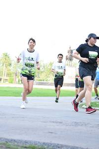 BIB: 704
                            <button type="button" onclick="openModal(3579160)" class="btn btn-primary btn-sm float-right btn-popup" data-toggle="modal" data-target=".modal-high-quality">
                        <i class="fas fa-shopping-cart"></i> Add to Cart
                    </button>
                                            <button type="button" onclick="isThisMe(3579160, true)" class="btn btn-success btn-sm float-right btn-popup btn-isme hidden" data-toggle="tooltip" data-placement="bottom" title="นี่คือรูปของคุณใช่ไหม คลิกที่นี่เพื่อเอาเข้าอัลบั้ม">
                        <i class="fas fa-plus"></i> Add to album
                    </button>
                    <button type="button" onclick="isThisMe(3579160, false)" class="btn btn-warning btn-sm float-right btn-popup btn-isnotme hidden">
                        <i class="fas fa-ban"></i> Remove from album
                    </button>