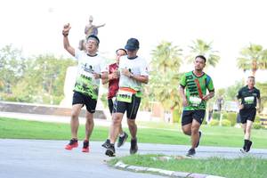 BIB: 
                            <button type="button" onclick="openModal(3577113)" class="btn btn-primary btn-sm float-right btn-popup" data-toggle="modal" data-target=".modal-high-quality">
                        <i class="fas fa-shopping-cart"></i> Add to Cart
                    </button>
                                            <button type="button" onclick="isThisMe(3577113, true)" class="btn btn-success btn-sm float-right btn-popup btn-isme hidden" data-toggle="tooltip" data-placement="bottom" title="นี่คือรูปของคุณใช่ไหม คลิกที่นี่เพื่อเอาเข้าอัลบั้ม">
                        <i class="fas fa-plus"></i> Add to album
                    </button>
                    <button type="button" onclick="isThisMe(3577113, false)" class="btn btn-warning btn-sm float-right btn-popup btn-isnotme hidden">
                        <i class="fas fa-ban"></i> Remove from album
                    </button>