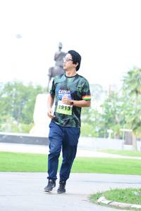 BIB: 1913
                            <button type="button" onclick="openModal(3673923)" class="btn btn-primary btn-sm float-right btn-popup" data-toggle="modal" data-target=".modal-high-quality">
                        <i class="fas fa-shopping-cart"></i> Add to Cart
                    </button>
                                            <button type="button" onclick="isThisMe(3673923, true)" class="btn btn-success btn-sm float-right btn-popup btn-isme hidden" data-toggle="tooltip" data-placement="bottom" title="นี่คือรูปของคุณใช่ไหม คลิกที่นี่เพื่อเอาเข้าอัลบั้ม">
                        <i class="fas fa-plus"></i> Add to album
                    </button>
                    <button type="button" onclick="isThisMe(3673923, false)" class="btn btn-warning btn-sm float-right btn-popup btn-isnotme hidden">
                        <i class="fas fa-ban"></i> Remove from album
                    </button>