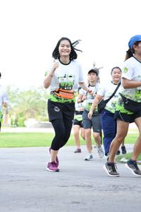 BIB: 750
                            <button type="button" onclick="openModal(3646888)" class="btn btn-primary btn-sm float-right btn-popup" data-toggle="modal" data-target=".modal-high-quality">
                        <i class="fas fa-shopping-cart"></i> Add to Cart
                    </button>
                                            <button type="button" onclick="isThisMe(3646888, true)" class="btn btn-success btn-sm float-right btn-popup btn-isme hidden" data-toggle="tooltip" data-placement="bottom" title="นี่คือรูปของคุณใช่ไหม คลิกที่นี่เพื่อเอาเข้าอัลบั้ม">
                        <i class="fas fa-plus"></i> Add to album
                    </button>
                    <button type="button" onclick="isThisMe(3646888, false)" class="btn btn-warning btn-sm float-right btn-popup btn-isnotme hidden">
                        <i class="fas fa-ban"></i> Remove from album
                    </button>