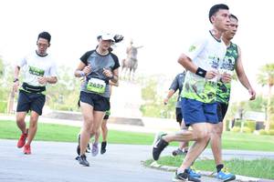 BIB: 2659
                            <button type="button" onclick="openModal(3577861)" class="btn btn-primary btn-sm float-right btn-popup" data-toggle="modal" data-target=".modal-high-quality">
                        <i class="fas fa-shopping-cart"></i> Add to Cart
                    </button>
                                            <button type="button" onclick="isThisMe(3577861, true)" class="btn btn-success btn-sm float-right btn-popup btn-isme hidden" data-toggle="tooltip" data-placement="bottom" title="นี่คือรูปของคุณใช่ไหม คลิกที่นี่เพื่อเอาเข้าอัลบั้ม">
                        <i class="fas fa-plus"></i> Add to album
                    </button>
                    <button type="button" onclick="isThisMe(3577861, false)" class="btn btn-warning btn-sm float-right btn-popup btn-isnotme hidden">
                        <i class="fas fa-ban"></i> Remove from album
                    </button>