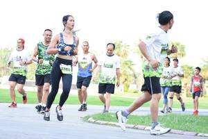 BIB: 2647, 2188
                            <button type="button" onclick="openModal(3578149)" class="btn btn-primary btn-sm float-right btn-popup" data-toggle="modal" data-target=".modal-high-quality">
                        <i class="fas fa-shopping-cart"></i> Add to Cart
                    </button>
                                            <button type="button" onclick="isThisMe(3578149, true)" class="btn btn-success btn-sm float-right btn-popup btn-isme hidden" data-toggle="tooltip" data-placement="bottom" title="นี่คือรูปของคุณใช่ไหม คลิกที่นี่เพื่อเอาเข้าอัลบั้ม">
                        <i class="fas fa-plus"></i> Add to album
                    </button>
                    <button type="button" onclick="isThisMe(3578149, false)" class="btn btn-warning btn-sm float-right btn-popup btn-isnotme hidden">
                        <i class="fas fa-ban"></i> Remove from album
                    </button>