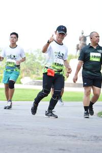 BIB: 948, 1544
                            <button type="button" onclick="openModal(3646926)" class="btn btn-primary btn-sm float-right btn-popup" data-toggle="modal" data-target=".modal-high-quality">
                        <i class="fas fa-shopping-cart"></i> Add to Cart
                    </button>
                                            <button type="button" onclick="isThisMe(3646926, true)" class="btn btn-success btn-sm float-right btn-popup btn-isme hidden" data-toggle="tooltip" data-placement="bottom" title="นี่คือรูปของคุณใช่ไหม คลิกที่นี่เพื่อเอาเข้าอัลบั้ม">
                        <i class="fas fa-plus"></i> Add to album
                    </button>
                    <button type="button" onclick="isThisMe(3646926, false)" class="btn btn-warning btn-sm float-right btn-popup btn-isnotme hidden">
                        <i class="fas fa-ban"></i> Remove from album
                    </button>