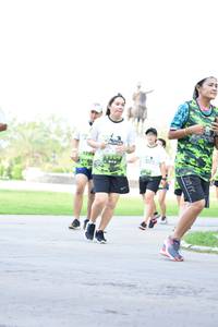 BIB: 1104
                            <button type="button" onclick="openModal(3645914)" class="btn btn-primary btn-sm float-right btn-popup" data-toggle="modal" data-target=".modal-high-quality">
                        <i class="fas fa-shopping-cart"></i> Add to Cart
                    </button>
                                            <button type="button" onclick="isThisMe(3645914, true)" class="btn btn-success btn-sm float-right btn-popup btn-isme hidden" data-toggle="tooltip" data-placement="bottom" title="นี่คือรูปของคุณใช่ไหม คลิกที่นี่เพื่อเอาเข้าอัลบั้ม">
                        <i class="fas fa-plus"></i> Add to album
                    </button>
                    <button type="button" onclick="isThisMe(3645914, false)" class="btn btn-warning btn-sm float-right btn-popup btn-isnotme hidden">
                        <i class="fas fa-ban"></i> Remove from album
                    </button>