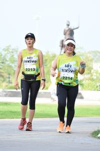 BIB: 2213, 2214
                            <button type="button" onclick="openModal(3666672)" class="btn btn-primary btn-sm float-right btn-popup" data-toggle="modal" data-target=".modal-high-quality">
                        <i class="fas fa-shopping-cart"></i> Add to Cart
                    </button>
                                            <button type="button" onclick="isThisMe(3666672, true)" class="btn btn-success btn-sm float-right btn-popup btn-isme hidden" data-toggle="tooltip" data-placement="bottom" title="นี่คือรูปของคุณใช่ไหม คลิกที่นี่เพื่อเอาเข้าอัลบั้ม">
                        <i class="fas fa-plus"></i> Add to album
                    </button>
                    <button type="button" onclick="isThisMe(3666672, false)" class="btn btn-warning btn-sm float-right btn-popup btn-isnotme hidden">
                        <i class="fas fa-ban"></i> Remove from album
                    </button>