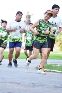 BIB: 2380
                            <button type="button" onclick="openModal(3578572)" class="btn btn-primary btn-sm float-right btn-popup" data-toggle="modal" data-target=".modal-high-quality">
                        <i class="fas fa-shopping-cart"></i> Add to Cart
                    </button>
                                            <button type="button" onclick="isThisMe(3578572, true)" class="btn btn-success btn-sm float-right btn-popup btn-isme hidden" data-toggle="tooltip" data-placement="bottom" title="นี่คือรูปของคุณใช่ไหม คลิกที่นี่เพื่อเอาเข้าอัลบั้ม">
                        <i class="fas fa-plus"></i> Add to album
                    </button>
                    <button type="button" onclick="isThisMe(3578572, false)" class="btn btn-warning btn-sm float-right btn-popup btn-isnotme hidden">
                        <i class="fas fa-ban"></i> Remove from album
                    </button>