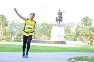 BIB: 1568
                            <button type="button" onclick="openModal(3575648)" class="btn btn-primary btn-sm float-right btn-popup" data-toggle="modal" data-target=".modal-high-quality">
                        <i class="fas fa-shopping-cart"></i> Add to Cart
                    </button>
                                            <button type="button" onclick="isThisMe(3575648, true)" class="btn btn-success btn-sm float-right btn-popup btn-isme hidden" data-toggle="tooltip" data-placement="bottom" title="นี่คือรูปของคุณใช่ไหม คลิกที่นี่เพื่อเอาเข้าอัลบั้ม">
                        <i class="fas fa-plus"></i> Add to album
                    </button>
                    <button type="button" onclick="isThisMe(3575648, false)" class="btn btn-warning btn-sm float-right btn-popup btn-isnotme hidden">
                        <i class="fas fa-ban"></i> Remove from album
                    </button>