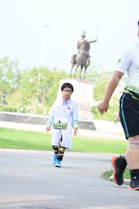 BIB: 880
                            <button type="button" onclick="openModal(3666705)" class="btn btn-primary btn-sm float-right btn-popup" data-toggle="modal" data-target=".modal-high-quality">
                        <i class="fas fa-shopping-cart"></i> Add to Cart
                    </button>
                                            <button type="button" onclick="isThisMe(3666705, true)" class="btn btn-success btn-sm float-right btn-popup btn-isme hidden" data-toggle="tooltip" data-placement="bottom" title="นี่คือรูปของคุณใช่ไหม คลิกที่นี่เพื่อเอาเข้าอัลบั้ม">
                        <i class="fas fa-plus"></i> Add to album
                    </button>
                    <button type="button" onclick="isThisMe(3666705, false)" class="btn btn-warning btn-sm float-right btn-popup btn-isnotme hidden">
                        <i class="fas fa-ban"></i> Remove from album
                    </button>