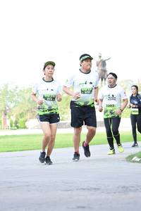 BIB: 302
                            <button type="button" onclick="openModal(3646637)" class="btn btn-primary btn-sm float-right btn-popup" data-toggle="modal" data-target=".modal-high-quality">
                        <i class="fas fa-shopping-cart"></i> Add to Cart
                    </button>
                                            <button type="button" onclick="isThisMe(3646637, true)" class="btn btn-success btn-sm float-right btn-popup btn-isme hidden" data-toggle="tooltip" data-placement="bottom" title="นี่คือรูปของคุณใช่ไหม คลิกที่นี่เพื่อเอาเข้าอัลบั้ม">
                        <i class="fas fa-plus"></i> Add to album
                    </button>
                    <button type="button" onclick="isThisMe(3646637, false)" class="btn btn-warning btn-sm float-right btn-popup btn-isnotme hidden">
                        <i class="fas fa-ban"></i> Remove from album
                    </button>