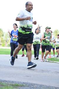 BIB: 2279
                            <button type="button" onclick="openModal(3579120)" class="btn btn-primary btn-sm float-right btn-popup" data-toggle="modal" data-target=".modal-high-quality">
                        <i class="fas fa-shopping-cart"></i> Add to Cart
                    </button>
                                            <button type="button" onclick="isThisMe(3579120, true)" class="btn btn-success btn-sm float-right btn-popup btn-isme hidden" data-toggle="tooltip" data-placement="bottom" title="นี่คือรูปของคุณใช่ไหม คลิกที่นี่เพื่อเอาเข้าอัลบั้ม">
                        <i class="fas fa-plus"></i> Add to album
                    </button>
                    <button type="button" onclick="isThisMe(3579120, false)" class="btn btn-warning btn-sm float-right btn-popup btn-isnotme hidden">
                        <i class="fas fa-ban"></i> Remove from album
                    </button>