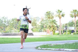 BIB: 951
                            <button type="button" onclick="openModal(3575396)" class="btn btn-primary btn-sm float-right btn-popup" data-toggle="modal" data-target=".modal-high-quality">
                        <i class="fas fa-shopping-cart"></i> Add to Cart
                    </button>
                                            <button type="button" onclick="isThisMe(3575396, true)" class="btn btn-success btn-sm float-right btn-popup btn-isme hidden" data-toggle="tooltip" data-placement="bottom" title="นี่คือรูปของคุณใช่ไหม คลิกที่นี่เพื่อเอาเข้าอัลบั้ม">
                        <i class="fas fa-plus"></i> Add to album
                    </button>
                    <button type="button" onclick="isThisMe(3575396, false)" class="btn btn-warning btn-sm float-right btn-popup btn-isnotme hidden">
                        <i class="fas fa-ban"></i> Remove from album
                    </button>