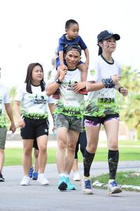 BIB: 1734
                            <button type="button" onclick="openModal(3653291)" class="btn btn-primary btn-sm float-right btn-popup" data-toggle="modal" data-target=".modal-high-quality">
                        <i class="fas fa-shopping-cart"></i> Add to Cart
                    </button>
                                            <button type="button" onclick="isThisMe(3653291, true)" class="btn btn-success btn-sm float-right btn-popup btn-isme hidden" data-toggle="tooltip" data-placement="bottom" title="นี่คือรูปของคุณใช่ไหม คลิกที่นี่เพื่อเอาเข้าอัลบั้ม">
                        <i class="fas fa-plus"></i> Add to album
                    </button>
                    <button type="button" onclick="isThisMe(3653291, false)" class="btn btn-warning btn-sm float-right btn-popup btn-isnotme hidden">
                        <i class="fas fa-ban"></i> Remove from album
                    </button>