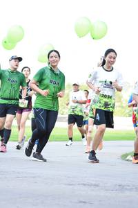 BIB: 2034, 
                            <button type="button" onclick="openModal(3645765)" class="btn btn-primary btn-sm float-right btn-popup" data-toggle="modal" data-target=".modal-high-quality">
                        <i class="fas fa-shopping-cart"></i> Add to Cart
                    </button>
                                            <button type="button" onclick="isThisMe(3645765, true)" class="btn btn-success btn-sm float-right btn-popup btn-isme hidden" data-toggle="tooltip" data-placement="bottom" title="นี่คือรูปของคุณใช่ไหม คลิกที่นี่เพื่อเอาเข้าอัลบั้ม">
                        <i class="fas fa-plus"></i> Add to album
                    </button>
                    <button type="button" onclick="isThisMe(3645765, false)" class="btn btn-warning btn-sm float-right btn-popup btn-isnotme hidden">
                        <i class="fas fa-ban"></i> Remove from album
                    </button>