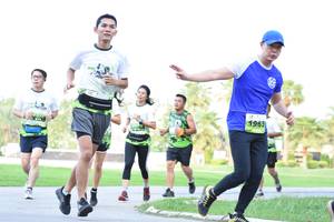 BIB: 1963
                            <button type="button" onclick="openModal(3577723)" class="btn btn-primary btn-sm float-right btn-popup" data-toggle="modal" data-target=".modal-high-quality">
                        <i class="fas fa-shopping-cart"></i> Add to Cart
                    </button>
                                            <button type="button" onclick="isThisMe(3577723, true)" class="btn btn-success btn-sm float-right btn-popup btn-isme hidden" data-toggle="tooltip" data-placement="bottom" title="นี่คือรูปของคุณใช่ไหม คลิกที่นี่เพื่อเอาเข้าอัลบั้ม">
                        <i class="fas fa-plus"></i> Add to album
                    </button>
                    <button type="button" onclick="isThisMe(3577723, false)" class="btn btn-warning btn-sm float-right btn-popup btn-isnotme hidden">
                        <i class="fas fa-ban"></i> Remove from album
                    </button>