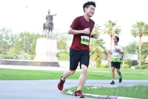 BIB: 2058
                            <button type="button" onclick="openModal(3575618)" class="btn btn-primary btn-sm float-right btn-popup" data-toggle="modal" data-target=".modal-high-quality">
                        <i class="fas fa-shopping-cart"></i> Add to Cart
                    </button>
                                            <button type="button" onclick="isThisMe(3575618, true)" class="btn btn-success btn-sm float-right btn-popup btn-isme hidden" data-toggle="tooltip" data-placement="bottom" title="นี่คือรูปของคุณใช่ไหม คลิกที่นี่เพื่อเอาเข้าอัลบั้ม">
                        <i class="fas fa-plus"></i> Add to album
                    </button>
                    <button type="button" onclick="isThisMe(3575618, false)" class="btn btn-warning btn-sm float-right btn-popup btn-isnotme hidden">
                        <i class="fas fa-ban"></i> Remove from album
                    </button>