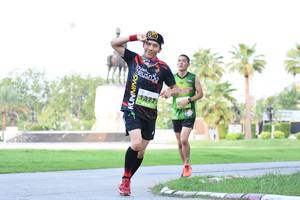 BIB: 1377
                            <button type="button" onclick="openModal(3575538)" class="btn btn-primary btn-sm float-right btn-popup" data-toggle="modal" data-target=".modal-high-quality">
                        <i class="fas fa-shopping-cart"></i> Add to Cart
                    </button>
                                            <button type="button" onclick="isThisMe(3575538, true)" class="btn btn-success btn-sm float-right btn-popup btn-isme hidden" data-toggle="tooltip" data-placement="bottom" title="นี่คือรูปของคุณใช่ไหม คลิกที่นี่เพื่อเอาเข้าอัลบั้ม">
                        <i class="fas fa-plus"></i> Add to album
                    </button>
                    <button type="button" onclick="isThisMe(3575538, false)" class="btn btn-warning btn-sm float-right btn-popup btn-isnotme hidden">
                        <i class="fas fa-ban"></i> Remove from album
                    </button>