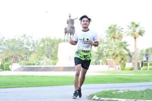 BIB: 997
                            <button type="button" onclick="openModal(3570969)" class="btn btn-primary btn-sm float-right btn-popup" data-toggle="modal" data-target=".modal-high-quality">
                        <i class="fas fa-shopping-cart"></i> Add to Cart
                    </button>
                                            <button type="button" onclick="isThisMe(3570969, true)" class="btn btn-success btn-sm float-right btn-popup btn-isme hidden" data-toggle="tooltip" data-placement="bottom" title="นี่คือรูปของคุณใช่ไหม คลิกที่นี่เพื่อเอาเข้าอัลบั้ม">
                        <i class="fas fa-plus"></i> Add to album
                    </button>
                    <button type="button" onclick="isThisMe(3570969, false)" class="btn btn-warning btn-sm float-right btn-popup btn-isnotme hidden">
                        <i class="fas fa-ban"></i> Remove from album
                    </button>