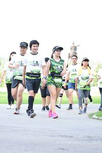 BIB: 292, 293
                            <button type="button" onclick="openModal(3645857)" class="btn btn-primary btn-sm float-right btn-popup" data-toggle="modal" data-target=".modal-high-quality">
                        <i class="fas fa-shopping-cart"></i> Add to Cart
                    </button>
                                            <button type="button" onclick="isThisMe(3645857, true)" class="btn btn-success btn-sm float-right btn-popup btn-isme hidden" data-toggle="tooltip" data-placement="bottom" title="นี่คือรูปของคุณใช่ไหม คลิกที่นี่เพื่อเอาเข้าอัลบั้ม">
                        <i class="fas fa-plus"></i> Add to album
                    </button>
                    <button type="button" onclick="isThisMe(3645857, false)" class="btn btn-warning btn-sm float-right btn-popup btn-isnotme hidden">
                        <i class="fas fa-ban"></i> Remove from album
                    </button>