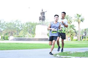 BIB: 1630
                            <button type="button" onclick="openModal(3570826)" class="btn btn-primary btn-sm float-right btn-popup" data-toggle="modal" data-target=".modal-high-quality">
                        <i class="fas fa-shopping-cart"></i> Add to Cart
                    </button>
                                            <button type="button" onclick="isThisMe(3570826, true)" class="btn btn-success btn-sm float-right btn-popup btn-isme hidden" data-toggle="tooltip" data-placement="bottom" title="นี่คือรูปของคุณใช่ไหม คลิกที่นี่เพื่อเอาเข้าอัลบั้ม">
                        <i class="fas fa-plus"></i> Add to album
                    </button>
                    <button type="button" onclick="isThisMe(3570826, false)" class="btn btn-warning btn-sm float-right btn-popup btn-isnotme hidden">
                        <i class="fas fa-ban"></i> Remove from album
                    </button>