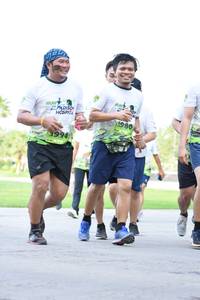 BIB: 1980, 1994
                            <button type="button" onclick="openModal(3645876)" class="btn btn-primary btn-sm float-right btn-popup" data-toggle="modal" data-target=".modal-high-quality">
                        <i class="fas fa-shopping-cart"></i> Add to Cart
                    </button>
                                            <button type="button" onclick="isThisMe(3645876, true)" class="btn btn-success btn-sm float-right btn-popup btn-isme hidden" data-toggle="tooltip" data-placement="bottom" title="นี่คือรูปของคุณใช่ไหม คลิกที่นี่เพื่อเอาเข้าอัลบั้ม">
                        <i class="fas fa-plus"></i> Add to album
                    </button>
                    <button type="button" onclick="isThisMe(3645876, false)" class="btn btn-warning btn-sm float-right btn-popup btn-isnotme hidden">
                        <i class="fas fa-ban"></i> Remove from album
                    </button>