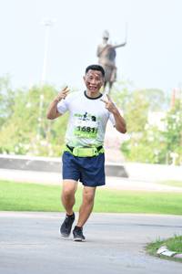 BIB: 1681, 
                            <button type="button" onclick="openModal(3670255)" class="btn btn-primary btn-sm float-right btn-popup" data-toggle="modal" data-target=".modal-high-quality">
                        <i class="fas fa-shopping-cart"></i> Add to Cart
                    </button>
                                            <button type="button" onclick="isThisMe(3670255, true)" class="btn btn-success btn-sm float-right btn-popup btn-isme hidden" data-toggle="tooltip" data-placement="bottom" title="นี่คือรูปของคุณใช่ไหม คลิกที่นี่เพื่อเอาเข้าอัลบั้ม">
                        <i class="fas fa-plus"></i> Add to album
                    </button>
                    <button type="button" onclick="isThisMe(3670255, false)" class="btn btn-warning btn-sm float-right btn-popup btn-isnotme hidden">
                        <i class="fas fa-ban"></i> Remove from album
                    </button>