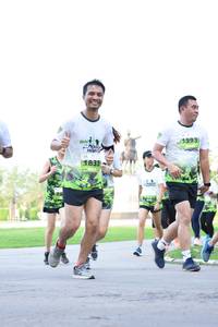 BIB: 1593, 1833
                            <button type="button" onclick="openModal(3579225)" class="btn btn-primary btn-sm float-right btn-popup" data-toggle="modal" data-target=".modal-high-quality">
                        <i class="fas fa-shopping-cart"></i> Add to Cart
                    </button>
                                            <button type="button" onclick="isThisMe(3579225, true)" class="btn btn-success btn-sm float-right btn-popup btn-isme hidden" data-toggle="tooltip" data-placement="bottom" title="นี่คือรูปของคุณใช่ไหม คลิกที่นี่เพื่อเอาเข้าอัลบั้ม">
                        <i class="fas fa-plus"></i> Add to album
                    </button>
                    <button type="button" onclick="isThisMe(3579225, false)" class="btn btn-warning btn-sm float-right btn-popup btn-isnotme hidden">
                        <i class="fas fa-ban"></i> Remove from album
                    </button>