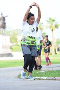 BIB: 1650
                            <button type="button" onclick="openModal(3653310)" class="btn btn-primary btn-sm float-right btn-popup" data-toggle="modal" data-target=".modal-high-quality">
                        <i class="fas fa-shopping-cart"></i> Add to Cart
                    </button>
                                            <button type="button" onclick="isThisMe(3653310, true)" class="btn btn-success btn-sm float-right btn-popup btn-isme hidden" data-toggle="tooltip" data-placement="bottom" title="นี่คือรูปของคุณใช่ไหม คลิกที่นี่เพื่อเอาเข้าอัลบั้ม">
                        <i class="fas fa-plus"></i> Add to album
                    </button>
                    <button type="button" onclick="isThisMe(3653310, false)" class="btn btn-warning btn-sm float-right btn-popup btn-isnotme hidden">
                        <i class="fas fa-ban"></i> Remove from album
                    </button>