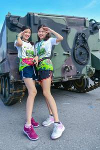 BIB: 758, 747
                            <button type="button" onclick="openModal(3732260)" class="btn btn-primary btn-sm float-right btn-popup" data-toggle="modal" data-target=".modal-high-quality">
                        <i class="fas fa-shopping-cart"></i> Add to Cart
                    </button>
                                            <button type="button" onclick="isThisMe(3732260, true)" class="btn btn-success btn-sm float-right btn-popup btn-isme hidden" data-toggle="tooltip" data-placement="bottom" title="นี่คือรูปของคุณใช่ไหม คลิกที่นี่เพื่อเอาเข้าอัลบั้ม">
                        <i class="fas fa-plus"></i> Add to album
                    </button>
                    <button type="button" onclick="isThisMe(3732260, false)" class="btn btn-warning btn-sm float-right btn-popup btn-isnotme hidden">
                        <i class="fas fa-ban"></i> Remove from album
                    </button>