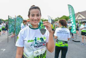 BIB: 1883
                            <button type="button" onclick="openModal(3732184)" class="btn btn-primary btn-sm float-right btn-popup" data-toggle="modal" data-target=".modal-high-quality">
                        <i class="fas fa-shopping-cart"></i> Add to Cart
                    </button>
                                            <button type="button" onclick="isThisMe(3732184, true)" class="btn btn-success btn-sm float-right btn-popup btn-isme hidden" data-toggle="tooltip" data-placement="bottom" title="นี่คือรูปของคุณใช่ไหม คลิกที่นี่เพื่อเอาเข้าอัลบั้ม">
                        <i class="fas fa-plus"></i> Add to album
                    </button>
                    <button type="button" onclick="isThisMe(3732184, false)" class="btn btn-warning btn-sm float-right btn-popup btn-isnotme hidden">
                        <i class="fas fa-ban"></i> Remove from album
                    </button>