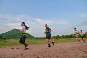 BIB: 1948
                            <button type="button" onclick="openModal(3787538)" class="btn btn-primary btn-sm float-right btn-popup" data-toggle="modal" data-target=".modal-high-quality">
                        <i class="fas fa-shopping-cart"></i> Add to Cart
                    </button>
                                            <button type="button" onclick="isThisMe(3787538, true)" class="btn btn-success btn-sm float-right btn-popup btn-isme hidden" data-toggle="tooltip" data-placement="bottom" title="นี่คือรูปของคุณใช่ไหม คลิกที่นี่เพื่อเอาเข้าอัลบั้ม">
                        <i class="fas fa-plus"></i> Add to album
                    </button>
                    <button type="button" onclick="isThisMe(3787538, false)" class="btn btn-warning btn-sm float-right btn-popup btn-isnotme hidden">
                        <i class="fas fa-ban"></i> Remove from album
                    </button>