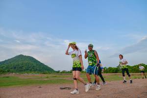 BIB: 1583
                            <button type="button" onclick="openModal(3787678)" class="btn btn-primary btn-sm float-right btn-popup" data-toggle="modal" data-target=".modal-high-quality">
                        <i class="fas fa-shopping-cart"></i> Add to Cart
                    </button>
                                            <button type="button" onclick="isThisMe(3787678, true)" class="btn btn-success btn-sm float-right btn-popup btn-isme hidden" data-toggle="tooltip" data-placement="bottom" title="นี่คือรูปของคุณใช่ไหม คลิกที่นี่เพื่อเอาเข้าอัลบั้ม">
                        <i class="fas fa-plus"></i> Add to album
                    </button>
                    <button type="button" onclick="isThisMe(3787678, false)" class="btn btn-warning btn-sm float-right btn-popup btn-isnotme hidden">
                        <i class="fas fa-ban"></i> Remove from album
                    </button>